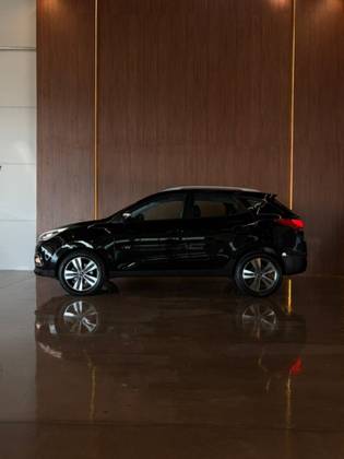 HYUNDAI IX35 2.0 MPFI GL 16V FLEX 4P AUTOMÁTICO HYUNDAI IX35 2.0 MPFI GL 16V FLEX 4P AUTOMÁTICO
